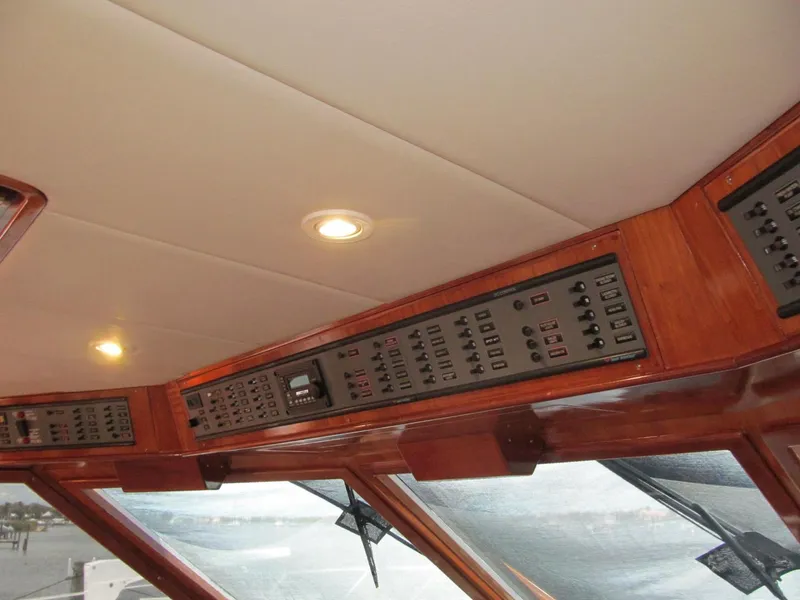 Slide: The Image of McKinna 57 Pilothouse 1999 - 99