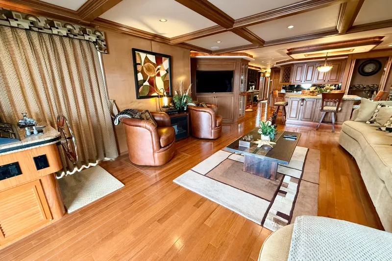 Slide: The Image of Luxurious 2008 Sumerset houseboat interior with elegant furnishings and modern amenities. - 13