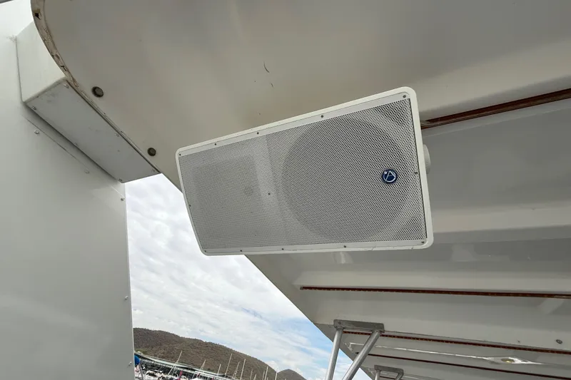 Slide: The Image of Outdoor speaker on 2008 Sumerset Luxury HouseBoat, showcasing modern audio equipment. - 26