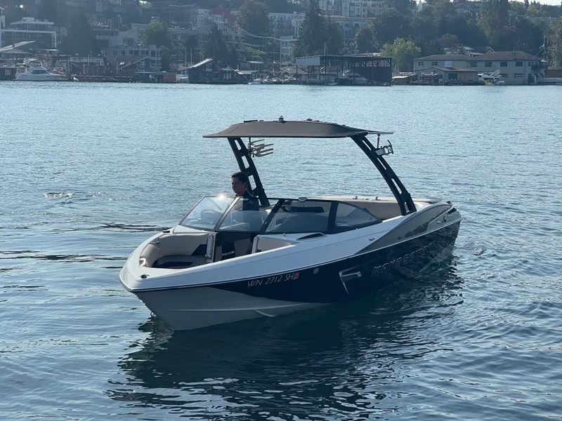 The Image of Malibu Wakesetter 23 LSV 2015 - 1