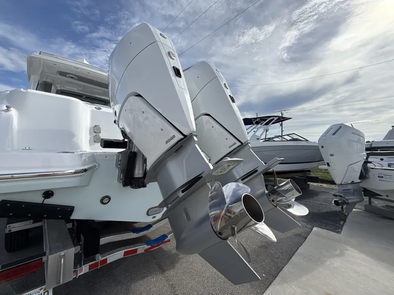 Slide: The Image of Everglades 367 CX 2026 - 20