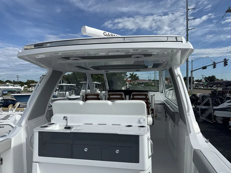 Slide: The Image of Everglades 367 CX 2026 - 24