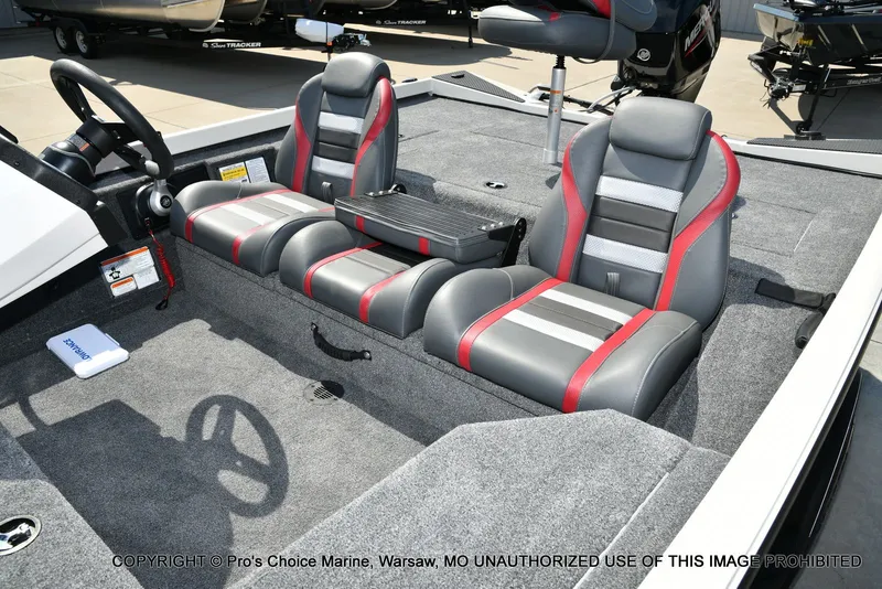 Slide: The Image of Ranger RT178 w/60hp Mercury 4 Stroke 2026 - 14