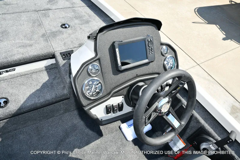 Slide: The Image of Ranger RT178 w/60hp Mercury 4 Stroke 2026 - 37