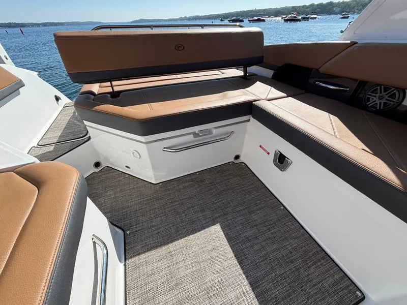 Slide: The Image of Cobalt R6 2025 - 544