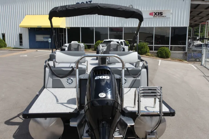 Slide: The Image of Avalon 2385 LSZ 2026 - 10