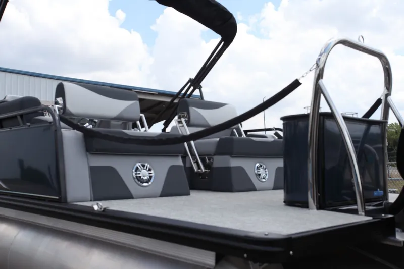 Slide: The Image of Avalon 2385 LSZ 2026 - 9