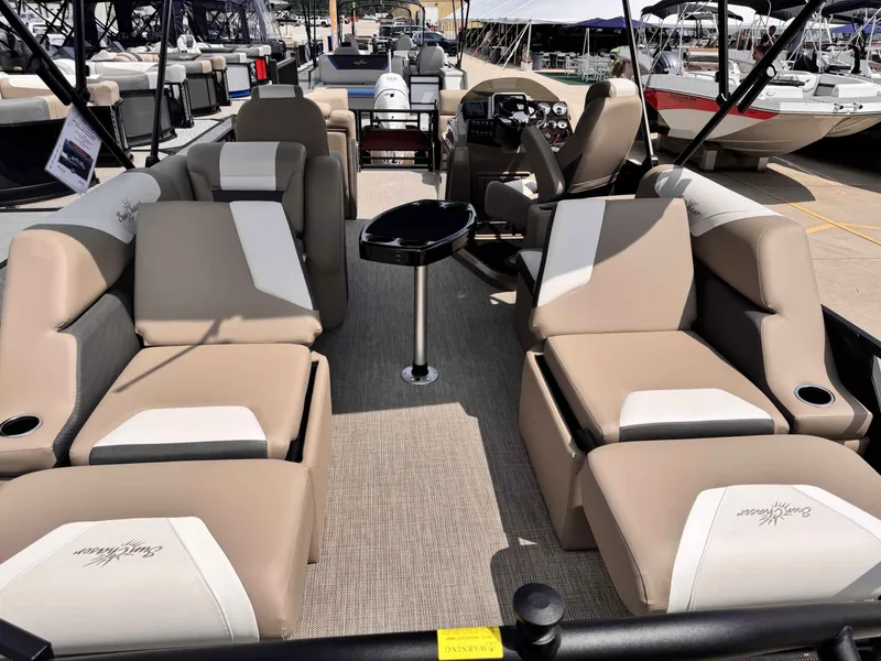 Slide: The Image of SunChaser Eclipse 23 LR DH 2026 - 16