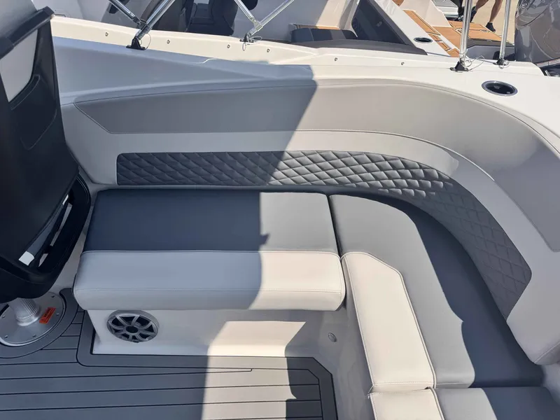 Slide: The Image of Starcraft SVX 230 OB 2026 - 13