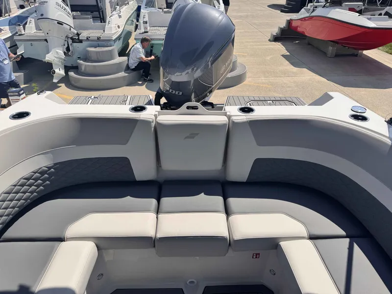 Slide: The Image of Starcraft SVX 230 OB 2026 - 14