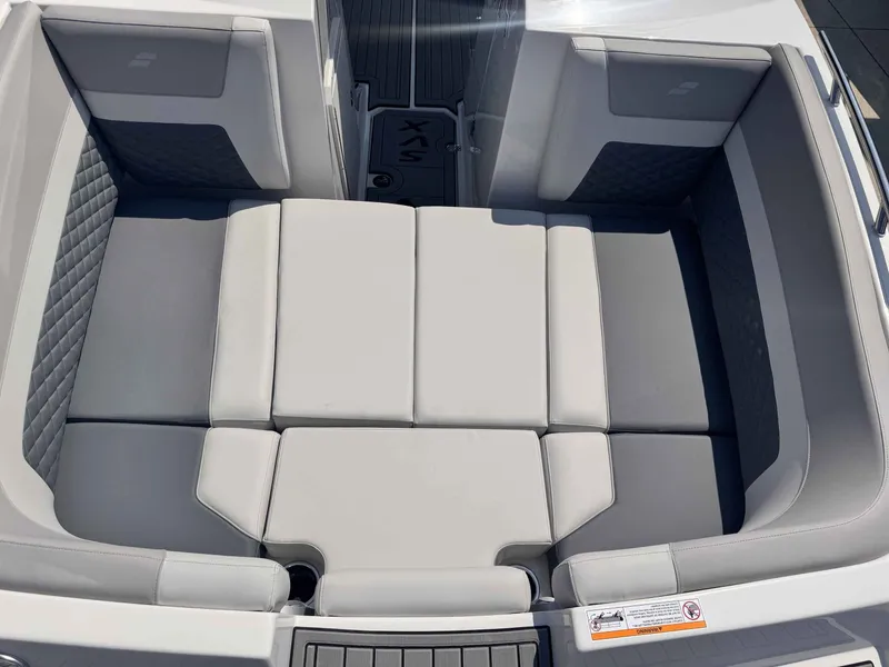 Slide: The Image of Starcraft SVX 230 OB 2026 - 3