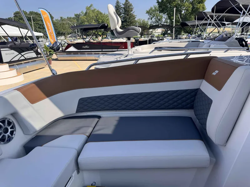 Slide: The Image of Starcraft SVX 231 OB 2026 - 6