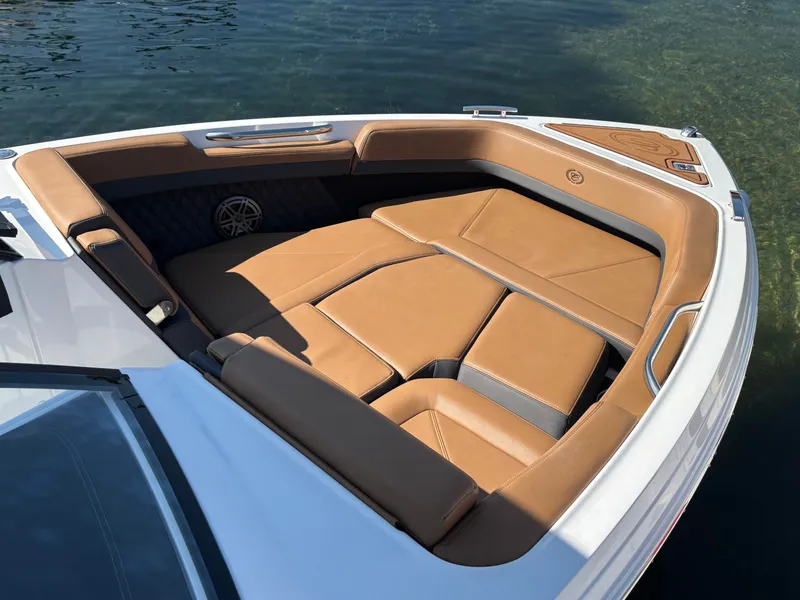 Slide: The Image of Cobalt R6 2025 - 528