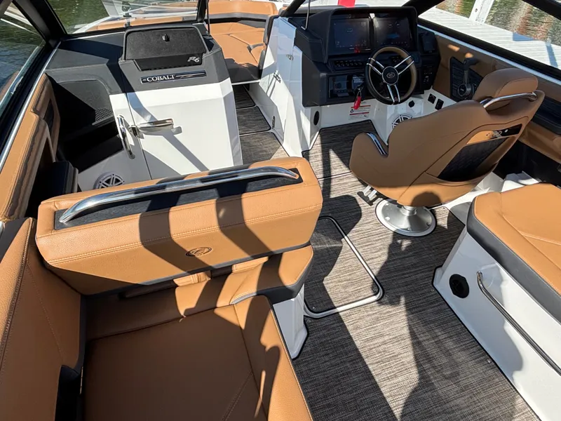 Slide: The Image of Cobalt R6 2025 - 588