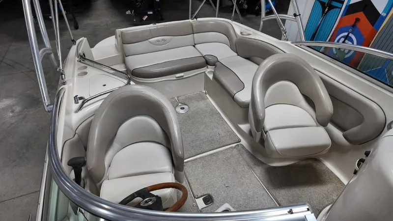 Slide: The Image of Sea Ray 240 Sundeck 2004 - 25