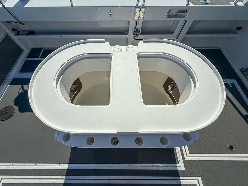 Slide: The Image of North River 3400 EXL Endurance 2026 - 22