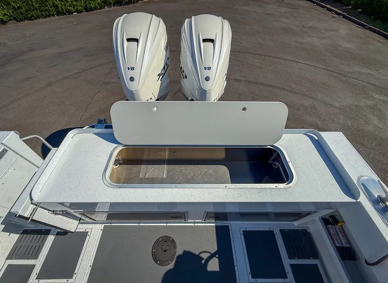 Slide: The Image of North River 3400 EXL Endurance 2026 - 25