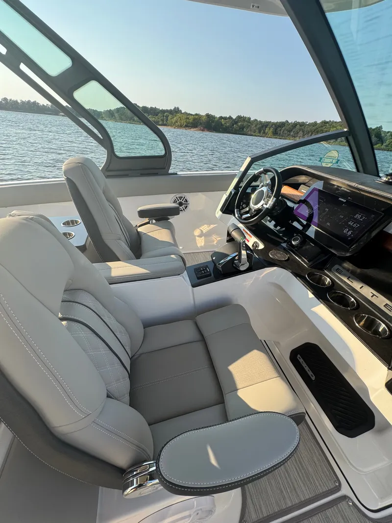 Slide: The Image of Monterey Elite 30 OB 2026 - 9