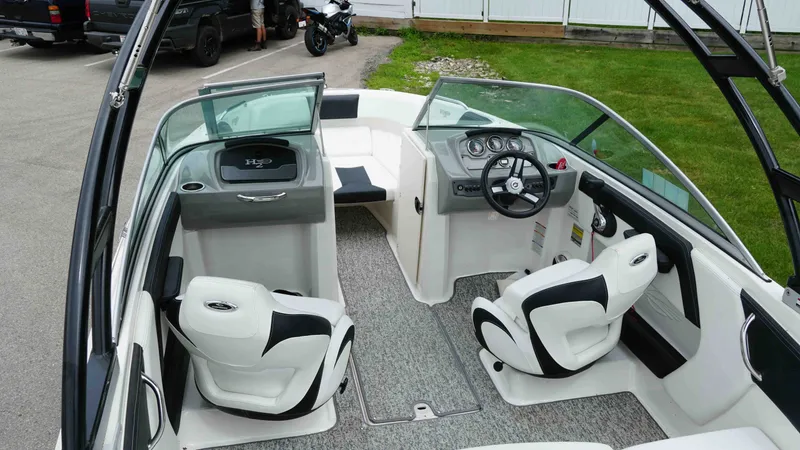 Slide: The Image of Chaparral 21 Sport H20 2017 - 6