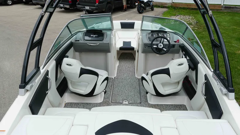 Slide: The Image of Chaparral 21 Sport H20 2017 - 9