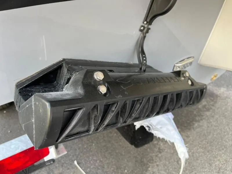 Slide: The Image of Parker Marine 2220 SC - 227 Explorer 2026 - 25