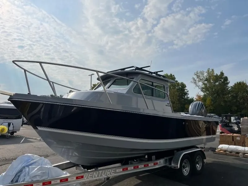 Slide: The Image of Parker Marine 2220 SC - 227 Explorer 2026 - 5