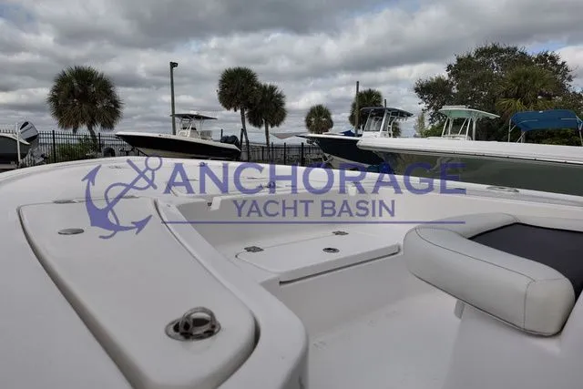 Slide: The Image of Tidewater 2110 Bay Max 2026 - 3