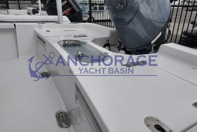 Slide: The Image of Tidewater 2110 Bay Max 2026 - 8