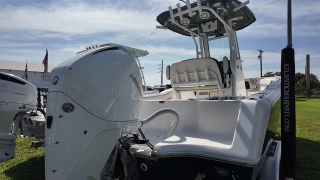 Slide: The Image of Tidewater 232 CC Adventure 2024 - 4