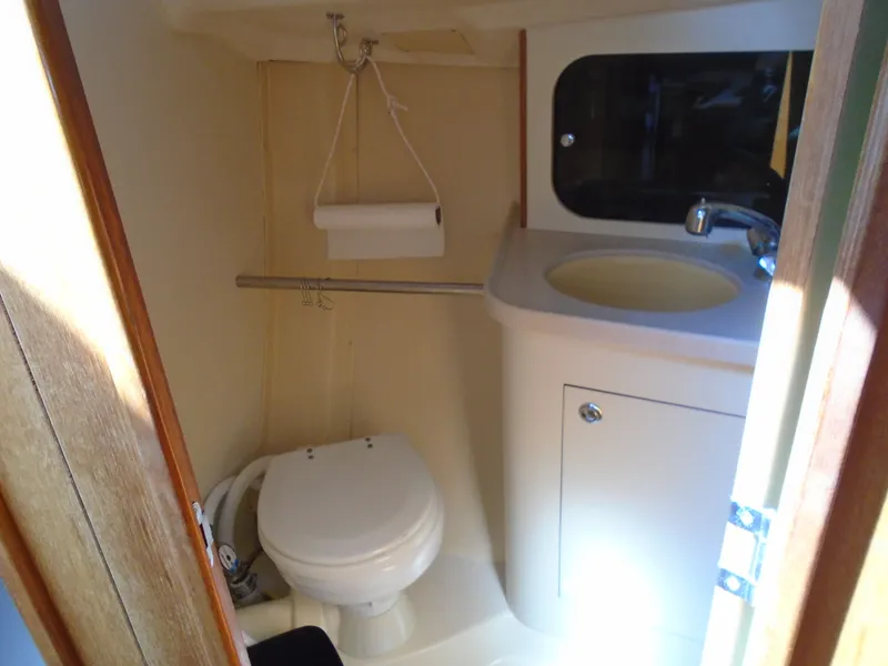 Slide: The Image of Hunter 326 2002 - 6