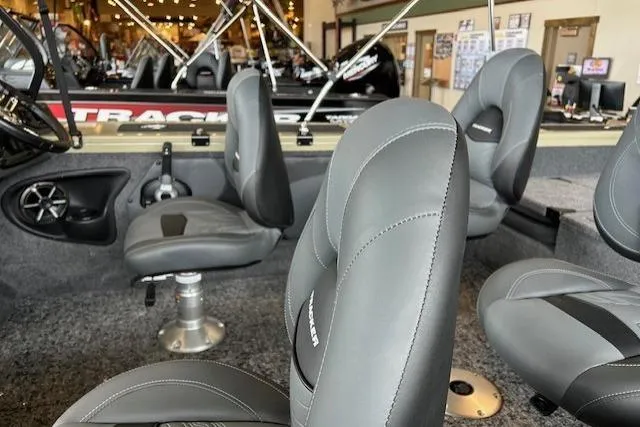 Slide: The Image of 2026 Tracker Targa V-19 Combo boat, top view, showcasing seating and layout. - 3