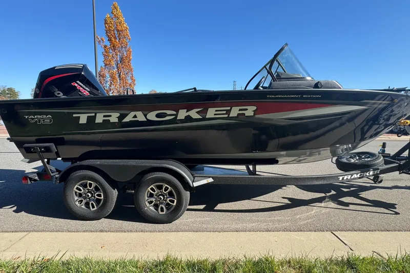 Slide: The Image of 2026 Tracker Targa V-19 Combo boat, top view, showcasing seating and layout. - 3