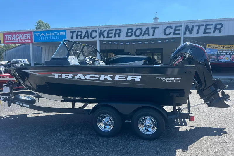 The Image of 2026 Tracker Pro Guide V-175 Combo boat at Tracker Boat Center. - 0