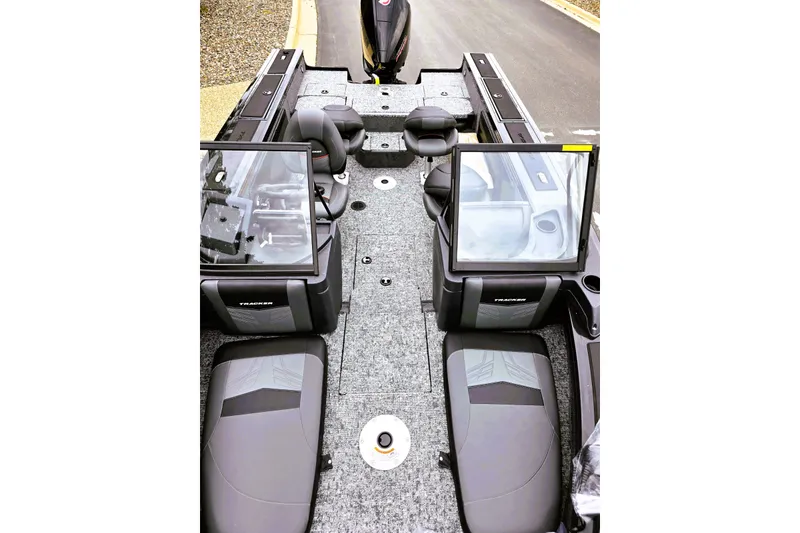Slide: The Image of 2026 Tracker Targa V-19 Combo boat, top view, showcasing seating and layout. - 5