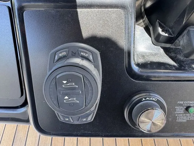 Slide: The Image of Control panel of 2026 Robalo R360 Center Console with JL Audio knob. - 17