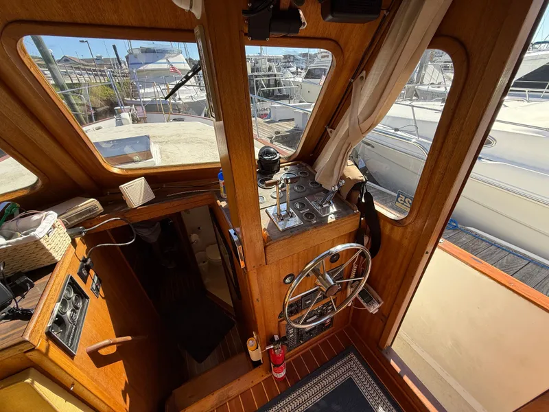 Slide: The Image of Californian 34 LRC 1983 - 10