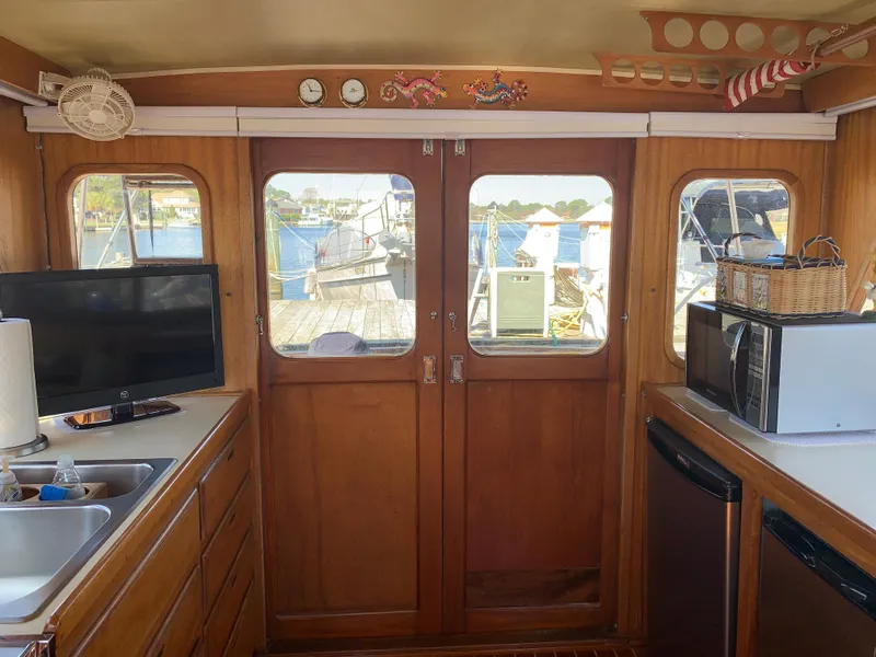 Slide: The Image of Californian 34 LRC 1983 - 13