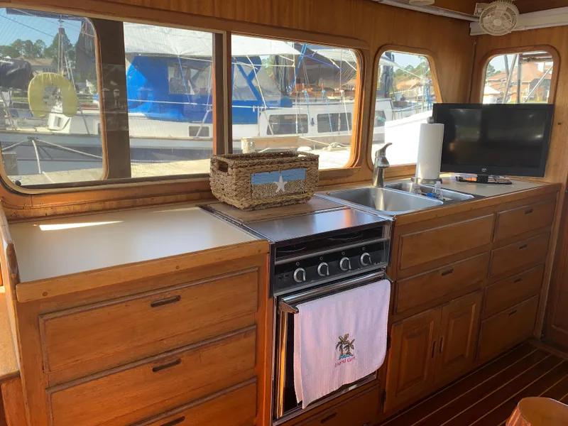 Slide: The Image of Californian 34 LRC 1983 - 14