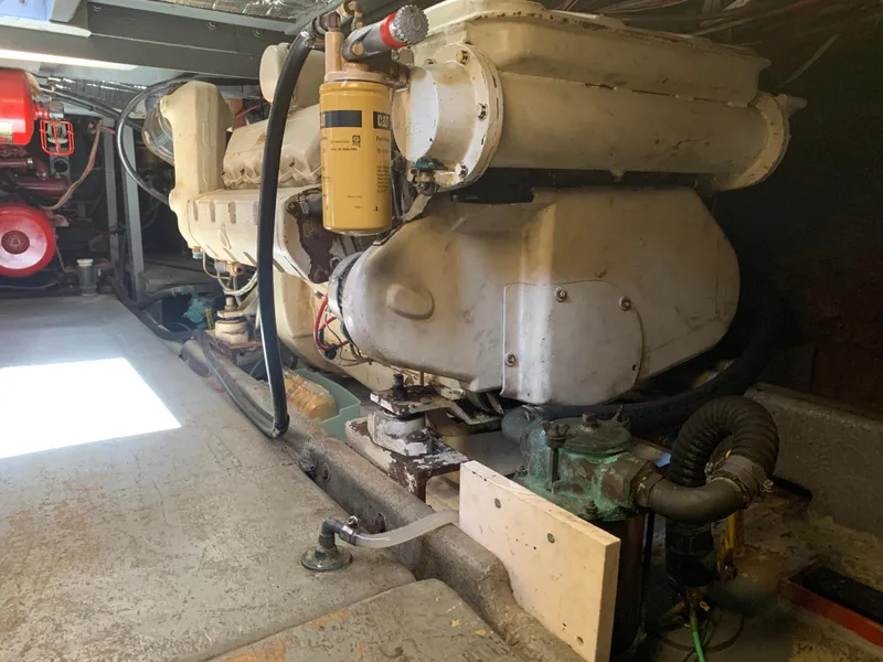 Slide: The Image of Californian 34 LRC 1983 - 41