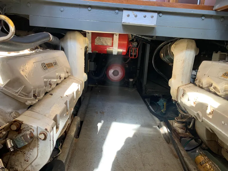 Slide: The Image of Californian 34 LRC 1983 - 46