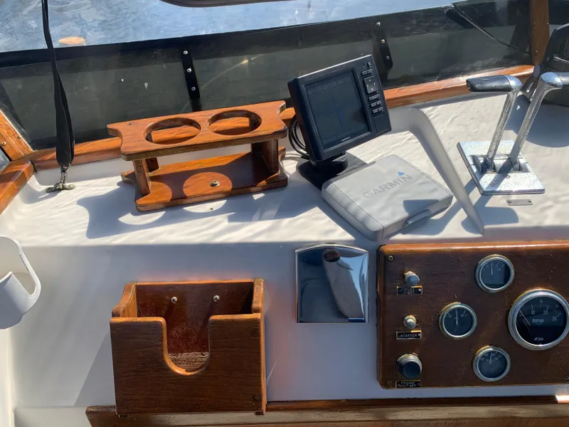 Slide: The Image of Californian 34 LRC 1983 - 52