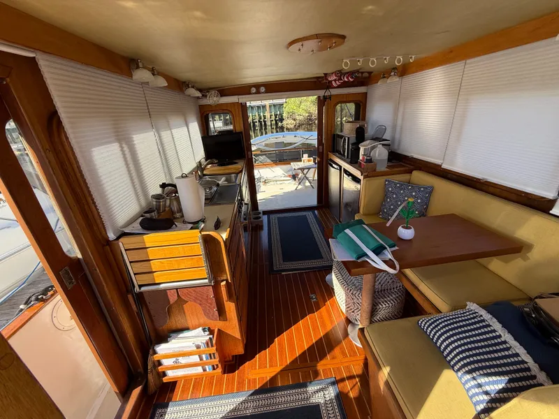 Slide: The Image of Californian 34 LRC 1983 - 9