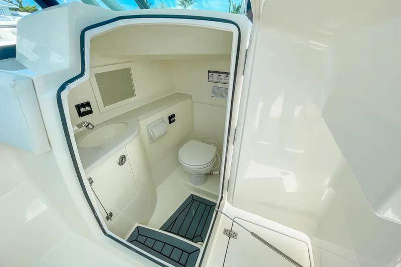 Slide: The Image of Cobia 280 Dual Console 2026 - 14