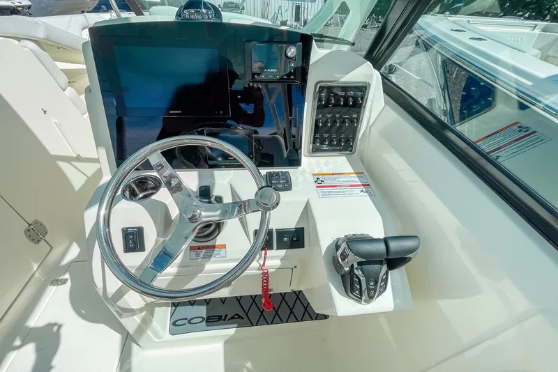 Slide: The Image of Cobia 280 Dual Console 2026 - 12