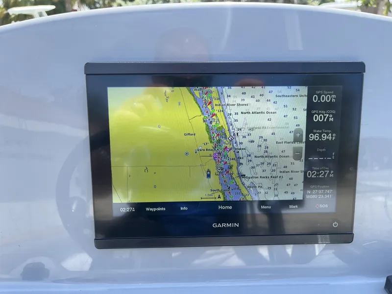 Slide: The Image of Maverick 18 HPX-V 2022 - 15