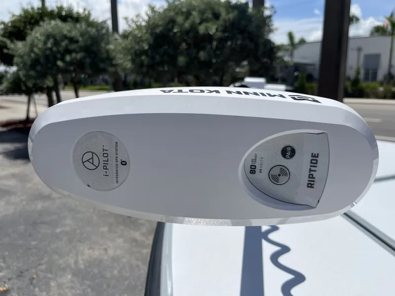 Slide: The Image of Maverick 18 HPX-V 2022 - 18