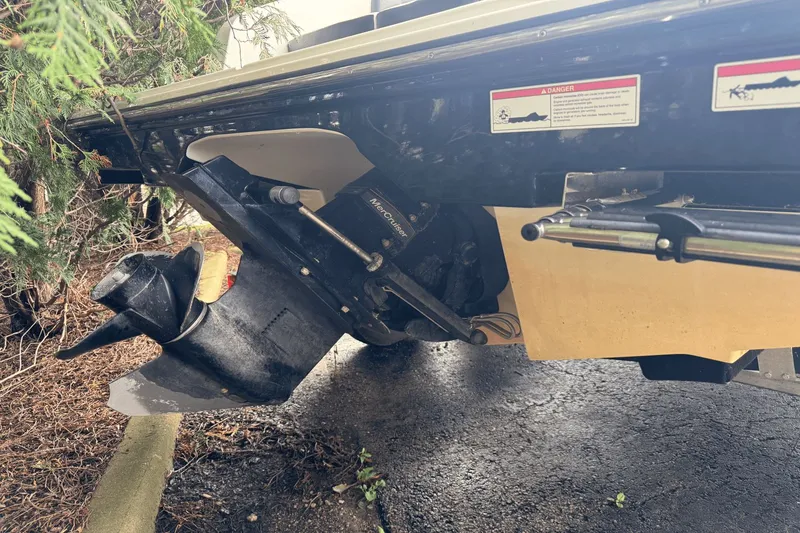 Slide: The Image of Bayliner DX 2250 2020 - 2