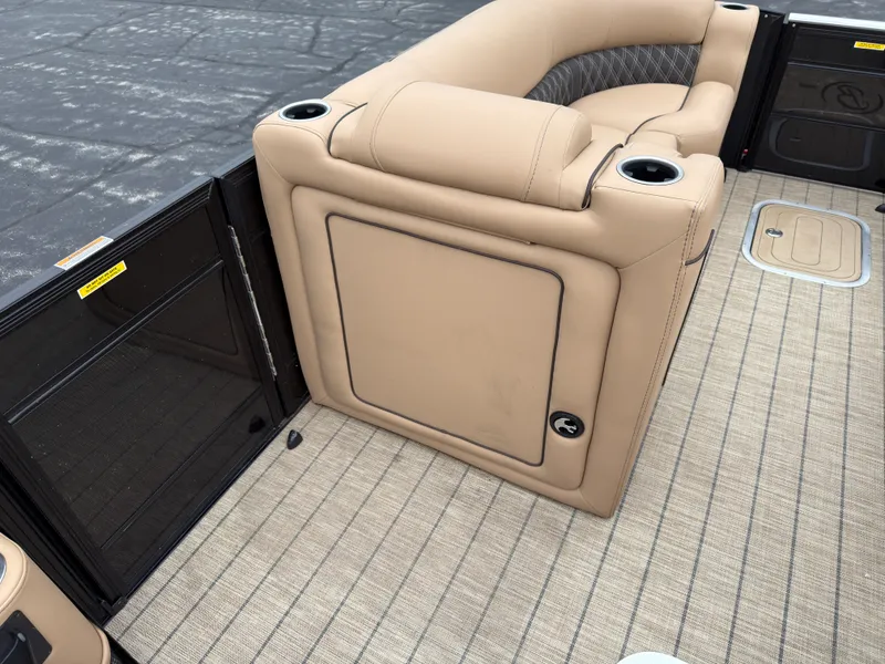 Slide: The Image of Barletta LUSSO 23UCTT 2022 - 13