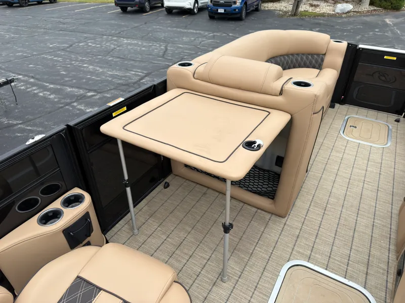 Slide: The Image of Barletta LUSSO 23UCTT 2022 - 14