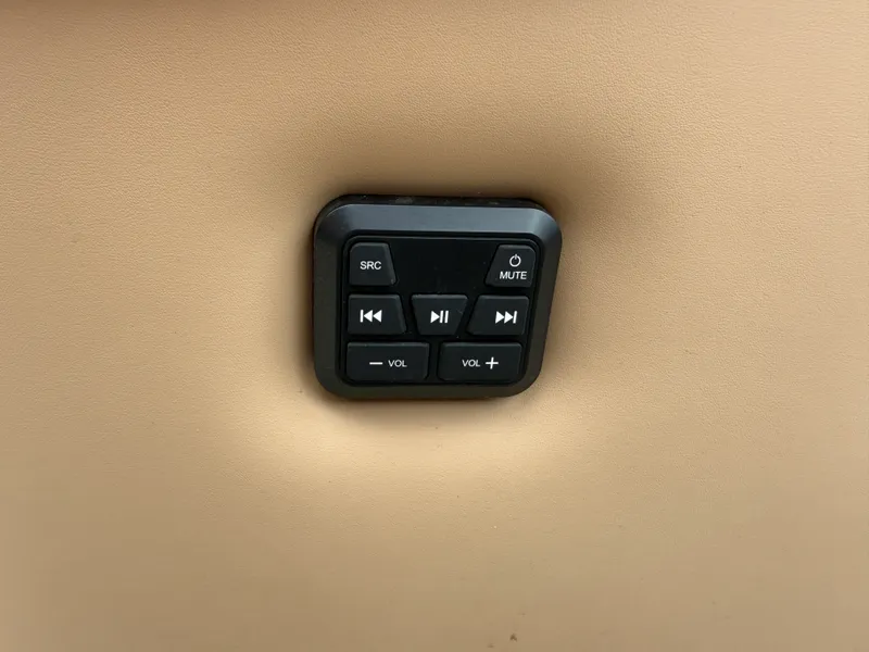 Slide: The Image of Barletta LUSSO 23UCTT 2022 - 31